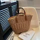 Straw woven bag